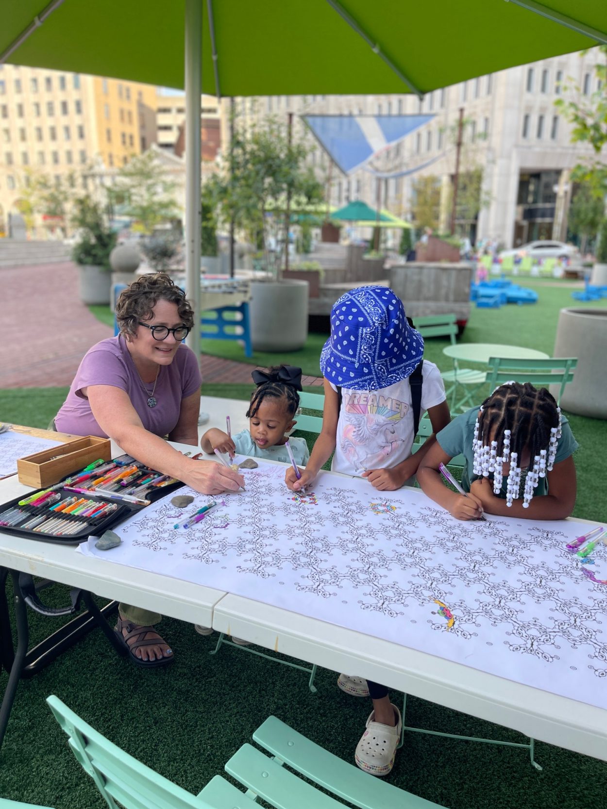 Graffiti Knitting with Mary Jo BaylissBig Car